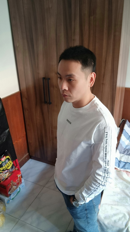 没有蜡笔的小航的第一张照片--天津交友中心